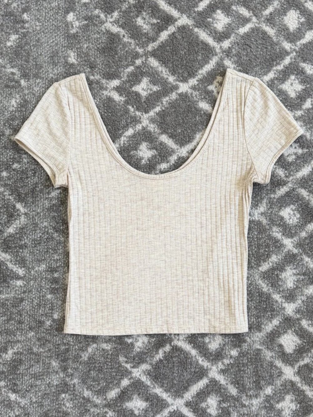 H&M Ribbed Scoop Neck Cropped Tshirt, Size S